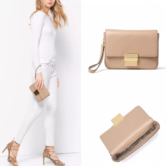 🥰 Michael Kors Madelyn Tan Gold Push Lock Wristlet Clutch Bag - Picture 2 of 13